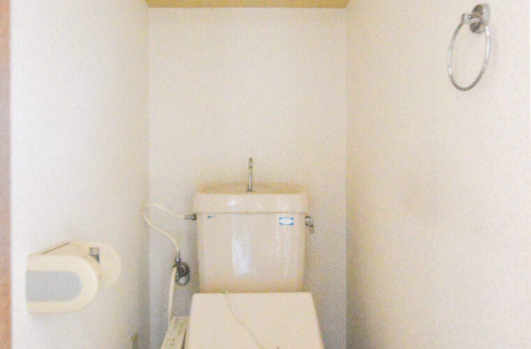 トイレBEFORE